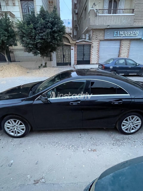 مرسيدس CLA 180 2015 أسود أوتوماتيك مستعملة للبيع في القاهرة الكبرى ( القاهرة - الجيزة) - 10