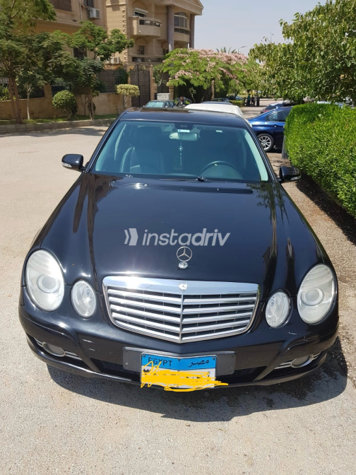 مرسيدس E 230 2008 أسود أوتوماتيك مستعملة للبيع في القاهرة الكبرى ( القاهرة - الجيزة) - 4
