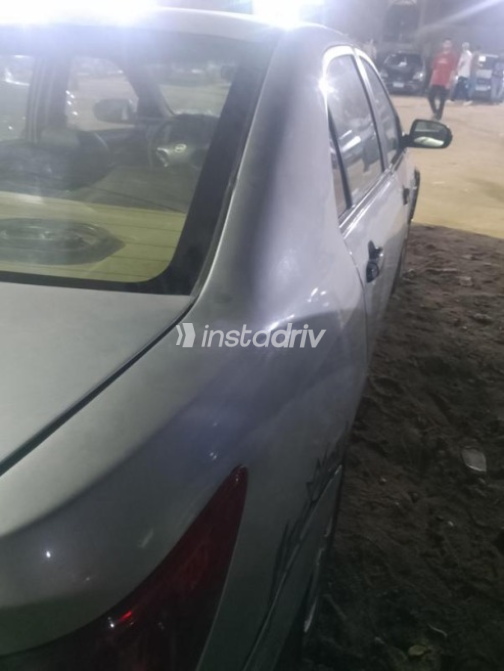 Byd F3 2019 White Automatic Used for Sale in Greater Cairo ( Cairo + Giza) - 6