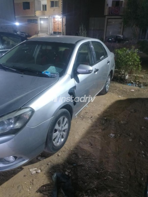 Byd F3 2019 White Automatic Used for Sale in Greater Cairo ( Cairo + Giza) - 9