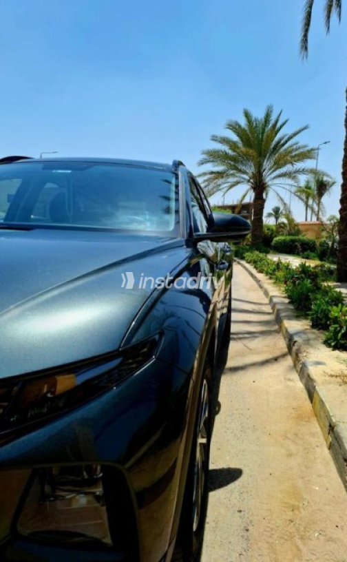Hyundai Tucson 2022 White Automatic Used for Sale in Greater Cairo ( Cairo + Giza) - 3