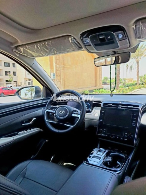Hyundai Tucson 2022 White Automatic Used for Sale in Greater Cairo ( Cairo + Giza) - 9