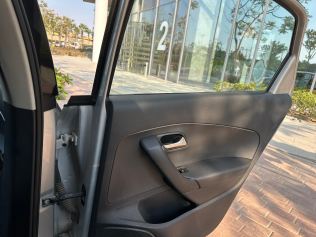 Volkswagen Polo 2013 Silver Automatic Used for Sale in Greater Cairo ( Cairo + Giza)