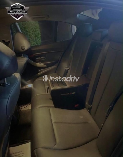 بي ام دبليو 318 2016 رمادي أوتوماتيك مستعملة للبيع في مدينتى - 5