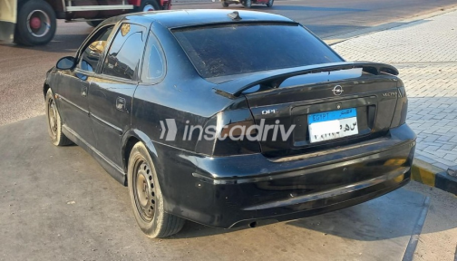 Opel Vectra 2002 Black Automatic Used for Sale in Alexandria - 2