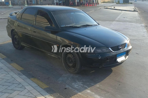 Opel Vectra 2002 Black Automatic Used for Sale in Alexandria - 5