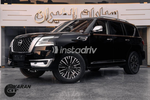 نيسان باترول 2023 أسود أوتوماتيك مستعملة للبيع في مدينة نصر - 3