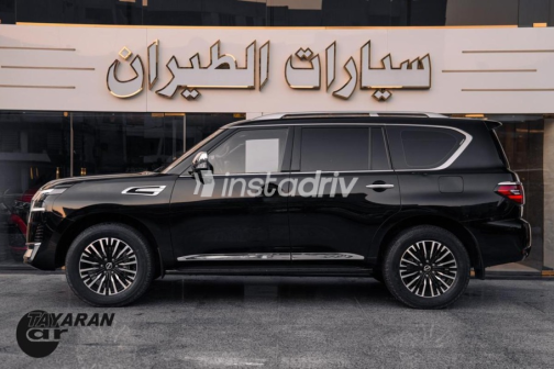 نيسان باترول 2023 أسود أوتوماتيك مستعملة للبيع في مدينة نصر - 4