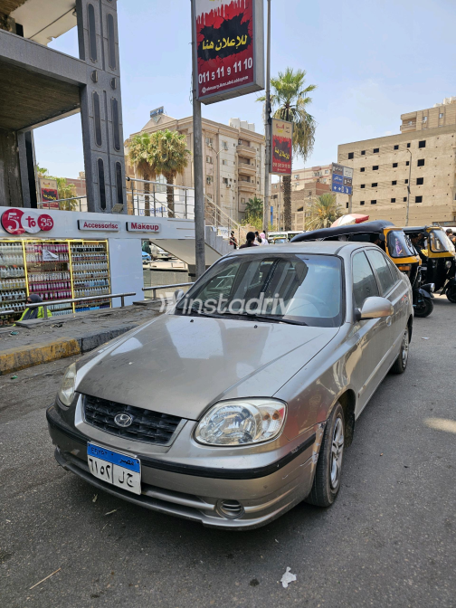 Hyundai Verna 2014 Gray Manual Used for Sale in Greater Cairo ( Cairo + Giza) - 1