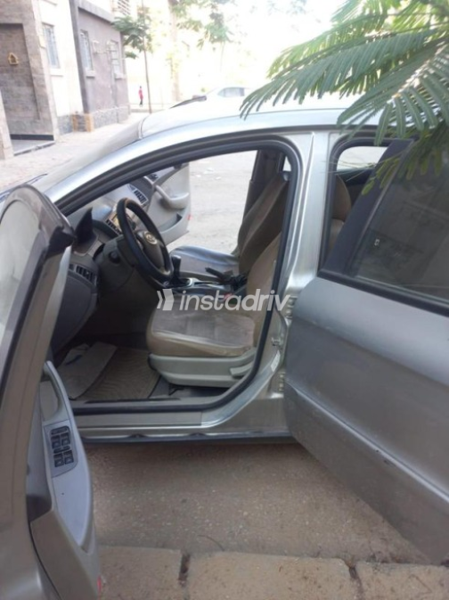 اسبيرانزا M11 2011 فضي أوتوماتيك مستعملة للبيع في 6 أكتوبر - 8