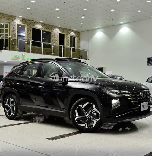 Hyundai Tucson 2024 Black Automatic Used for Sale in Greater Cairo ( Cairo + Giza) - 10