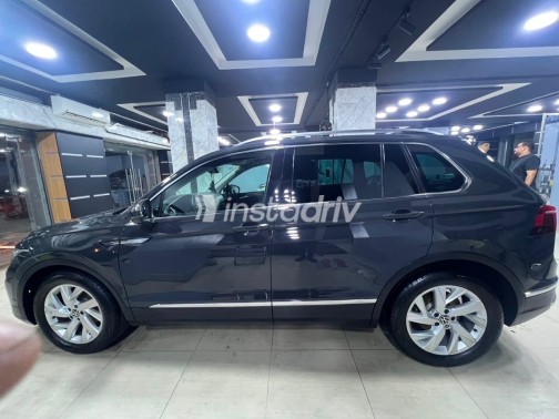 Volkswagen Tiguan 2021 Gray Automatic Used for Sale in Greater Cairo ( Cairo + Giza) - 6