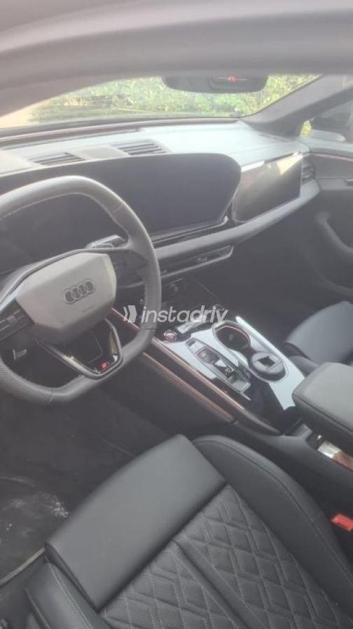 اودي A6 2026 أسود أوتوماتيك مستعملة للبيع في مدينة الشيخ زايد - 4