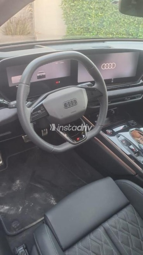اودي A6 2026 أسود أوتوماتيك مستعملة للبيع في مدينة الشيخ زايد - 5