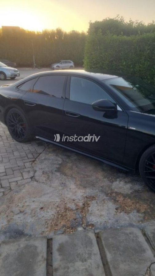 اودي A6 2026 أسود أوتوماتيك مستعملة للبيع في مدينة الشيخ زايد - 7