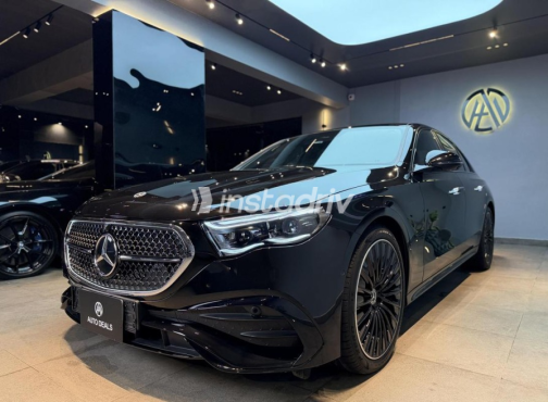 مرسيدس E 200 2026 أسود أوتوماتيك مستعملة للبيع في القاهرة - 2
