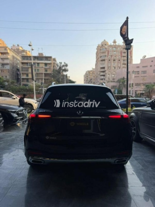 Mercedes GLE 450 2025 Black Automatic Used for Sale in Cairo - 2