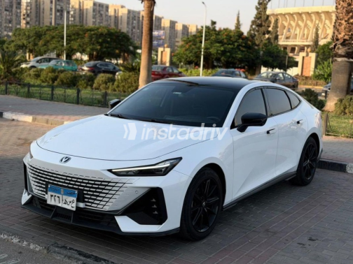 شانجان UNI-V 2026 أبيض أوتوماتيك مستعملة للبيع في القاهرة الكبرى ( القاهرة - الجيزة) - 3