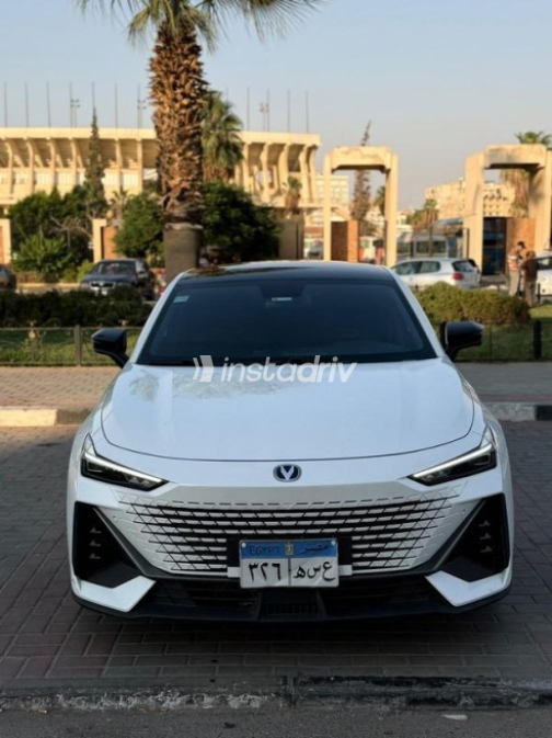 شانجان UNI-V 2026 أبيض أوتوماتيك مستعملة للبيع في القاهرة الكبرى ( القاهرة - الجيزة) - 7