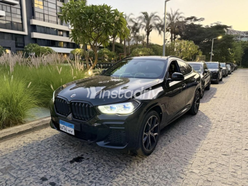 بي ام دبليو X6 2023 أسود أوتوماتيك مستعملة للبيع في مدينة نصر - 2