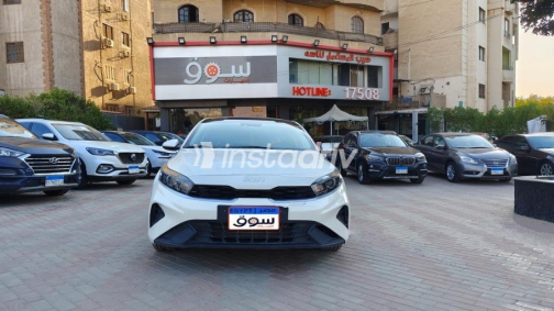 Kia Cerato 2022 White Automatic Used for Sale in Maadi - 1