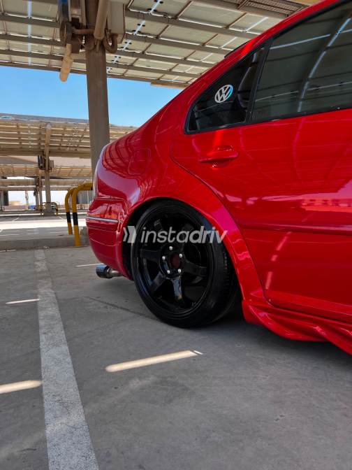 Volkswagen Bora 2001 Red Automatic Used for Sale in Greater Cairo ( Cairo + Giza) - 2