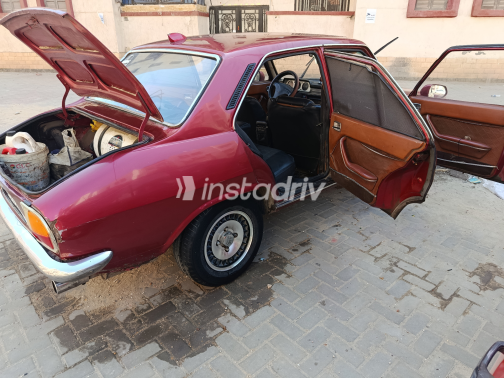 Peugeot 504 1978 White Manual Used for Sale in Greater Cairo ( Cairo + Giza) - 9