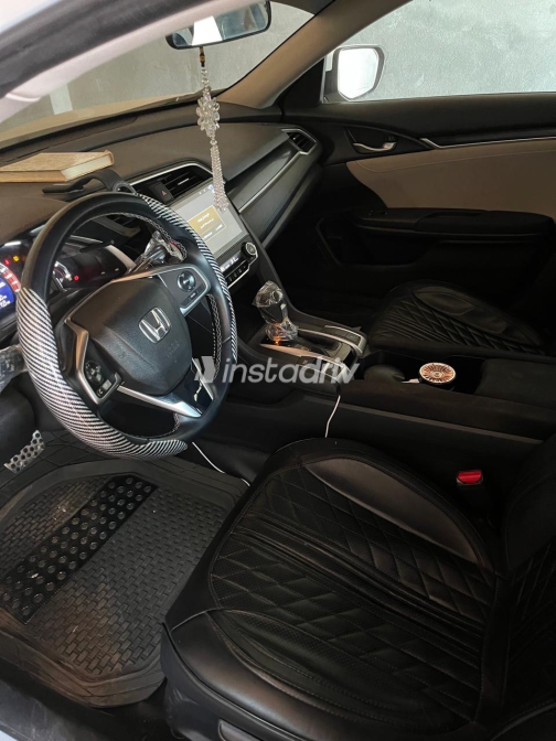 Honda Civic 2021 White Automatic Used for Sale in Greater Cairo ( Cairo + Giza) - 1
