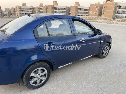 Hyundai Accent 2007 Blue Automatic Used for Sale in Cairo - 2