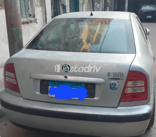 Skoda Octavia A4 2000 Silver Automatic Used for Sale in El Minya - 1
