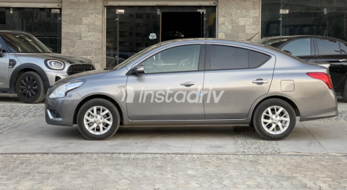 Nissan Sunny 2027 Dark Gray Automatic Used for Sale in 6 October - 2