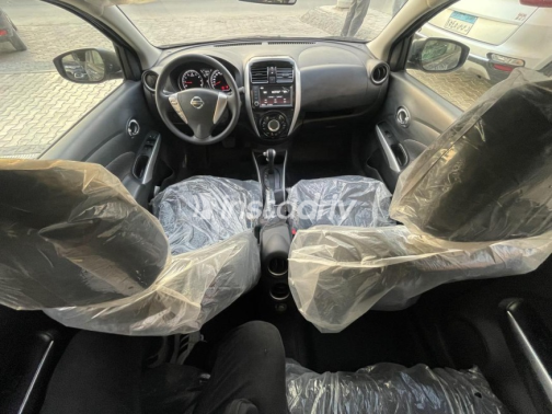 Nissan Sunny 2027 Dark Gray Automatic Used for Sale in 6 October - 4