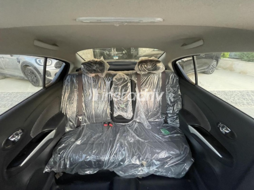 Nissan Sunny 2027 Dark Gray Automatic Used for Sale in 6 October - 5