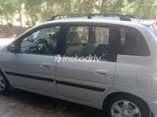 Hyundai Matrix 2001 Silver Automatic Used for Sale in Faiyum - 1