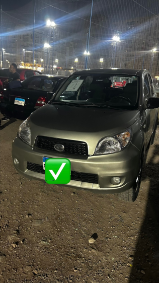 Daihatsu Terios 2010 Gold Automatic Used for Sale in Greater Cairo ( Cairo + Giza)