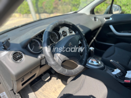 Peugeot 308 2011 Champagne Automatic Used for Sale in Greater Cairo ( Cairo + Giza) - 6