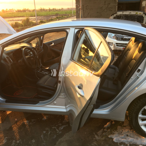 Kia K3 2018 Silver Automatic Used for Sale in Greater Cairo ( Cairo + Giza) - 4