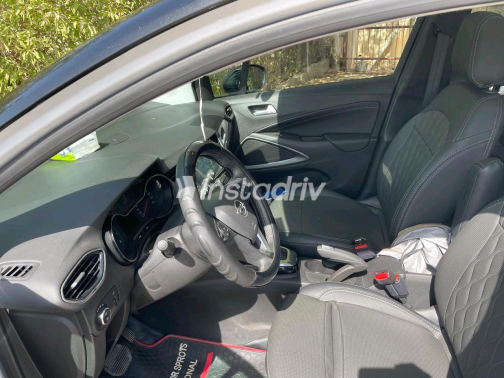Opel Crossland 2023 White Automatic Used for Sale in Greater Cairo ( Cairo + Giza) - 1