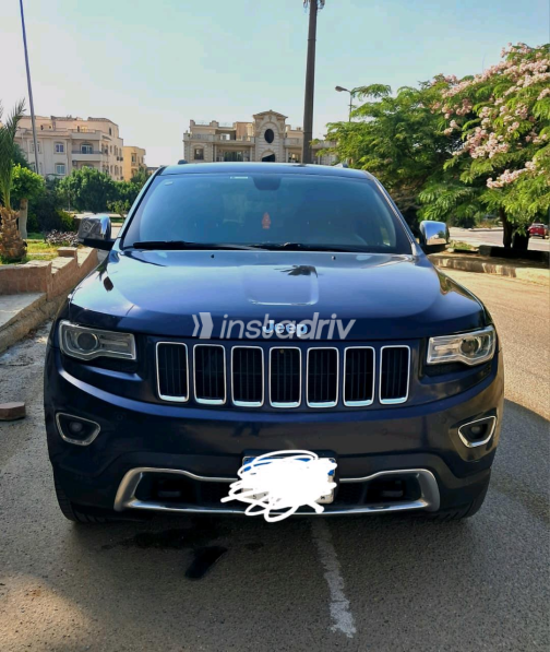 Jeep Grand Cherokee 2016 White Automatic Used for Sale in Greater Cairo ( Cairo + Giza) - 2