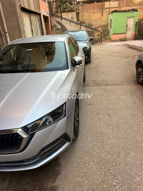 Skoda Octavia A8 2021 Silver Automatic Used for Sale in Greater Cairo ( Cairo + Giza) - 2
