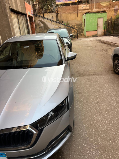 Skoda Octavia A8 2021 Silver Automatic Used for Sale in Greater Cairo ( Cairo + Giza) - 9