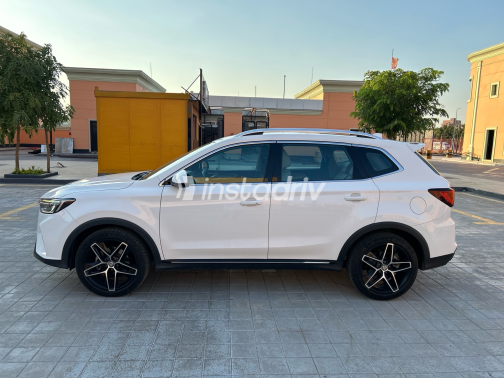MG RX5 Plus 2023 White Automatic Used for Sale in Greater Cairo ( Cairo + Giza) - 1