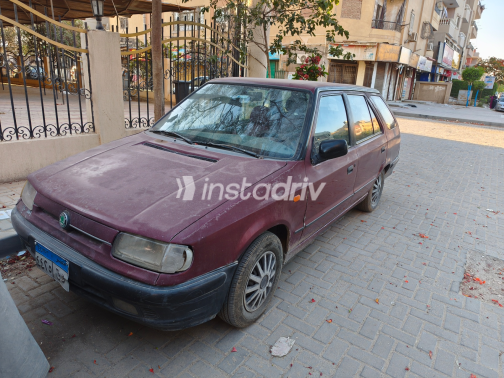سكودا فيليشيا 1997 أبيض يدوي مستعملة للبيع في القاهرة الكبرى ( القاهرة - الجيزة) - 5