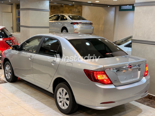 Byd F3 2024 Silver Manual Used for Sale in Greater Cairo ( Cairo + Giza) - 2
