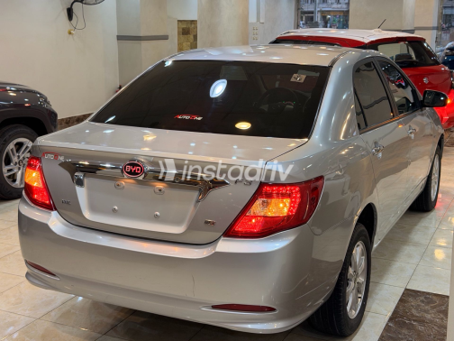 Byd F3 2024 Silver Manual Used for Sale in Greater Cairo ( Cairo + Giza) - 4