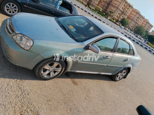 Chevrolet Optra 2011 White Automatic Used for Sale in Greater Cairo ( Cairo + Giza) - 1