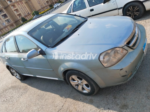 Chevrolet Optra 2011 White Automatic Used for Sale in Greater Cairo ( Cairo + Giza) - 3