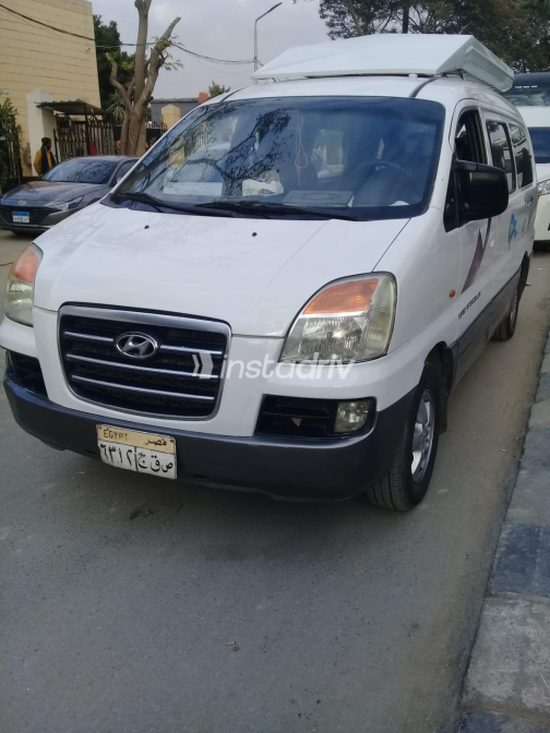 Hyundai H1 2006 White Manual Used for Sale in Greater Cairo ( Cairo + Giza) - 3