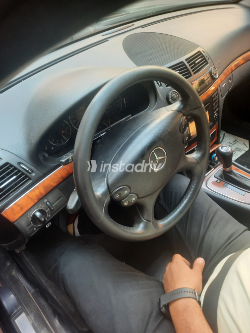 مرسيدس E 200 2009 أسود أوتوماتيك مستعملة للبيع في القاهرة الكبرى ( القاهرة - الجيزة) - 7