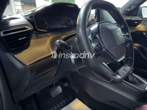 Peugeot 2008 2021 Dark Blue Automatic Used for Sale in Cairo - 10